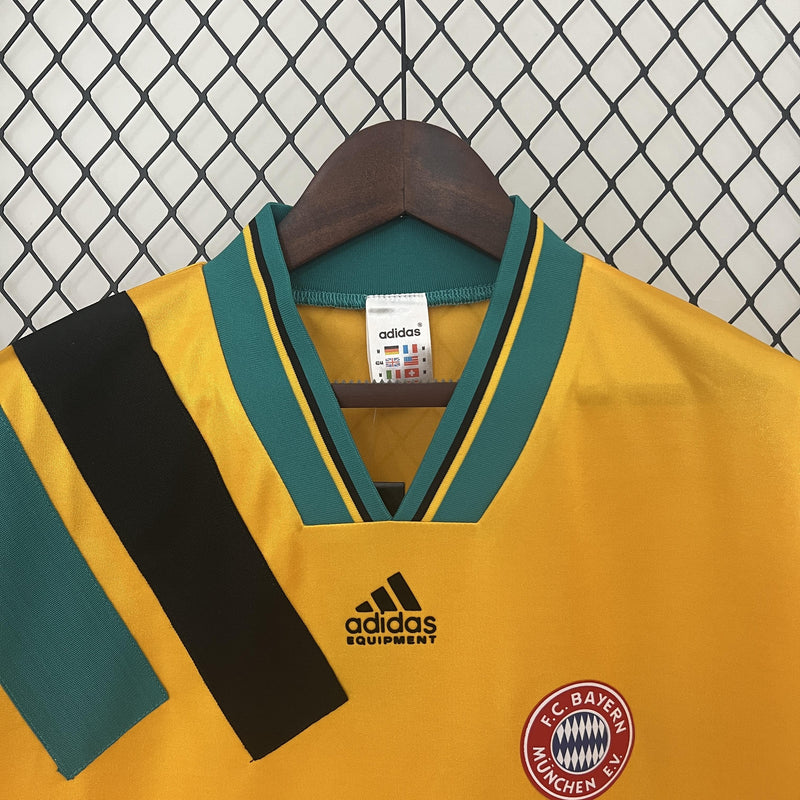 Bayern de Munique - Retro - 93/95 - Fora