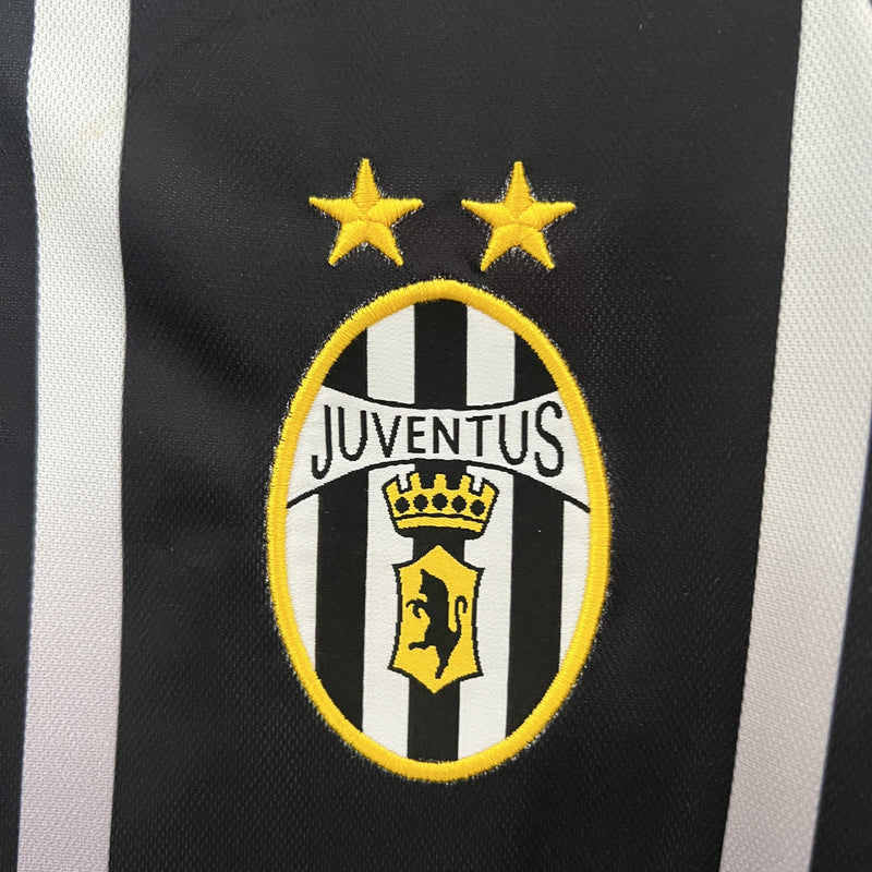 Juventus - Retro - 00/01 - Casa