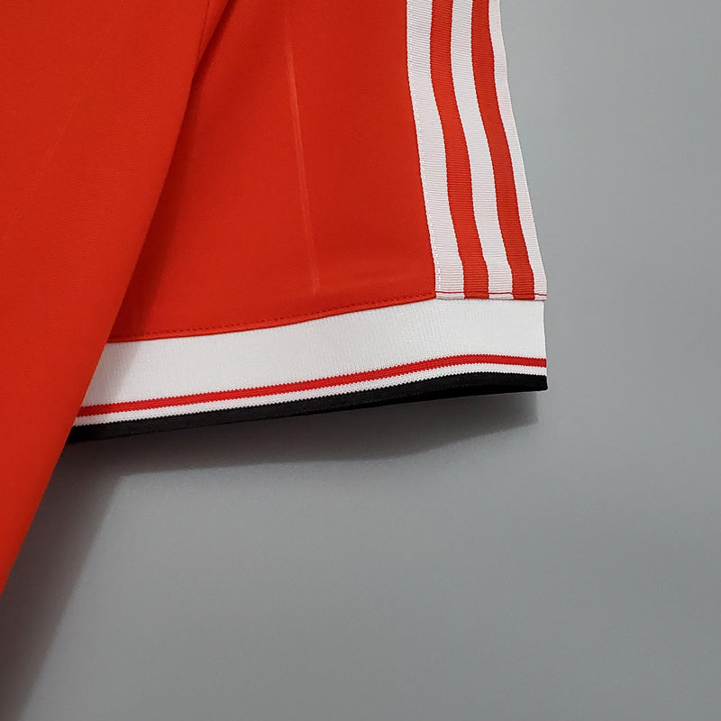 Manchester United Retro - 83/84 - Casa