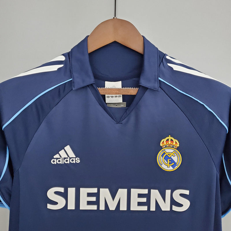 Real Madrid - Retro - 05/06 - Fora