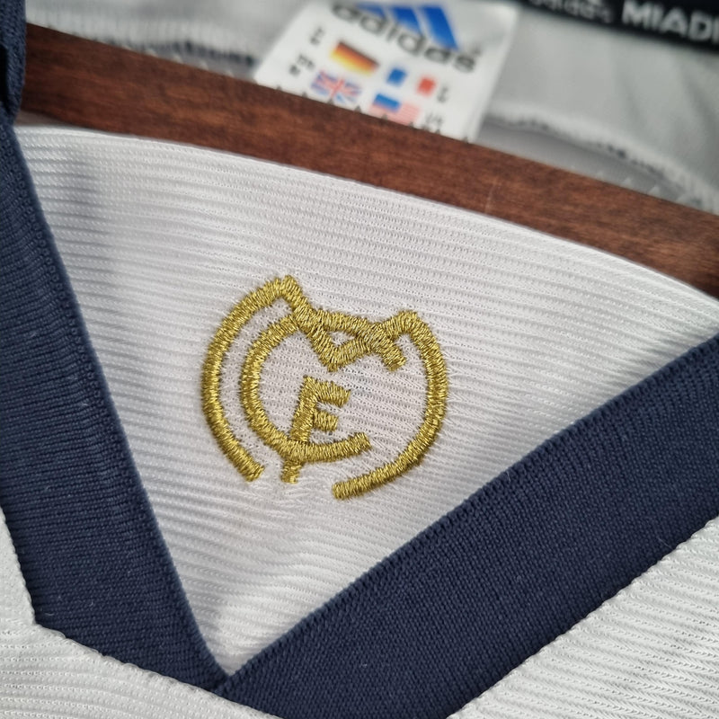 Real Madrid - Retro - 00 - Casa