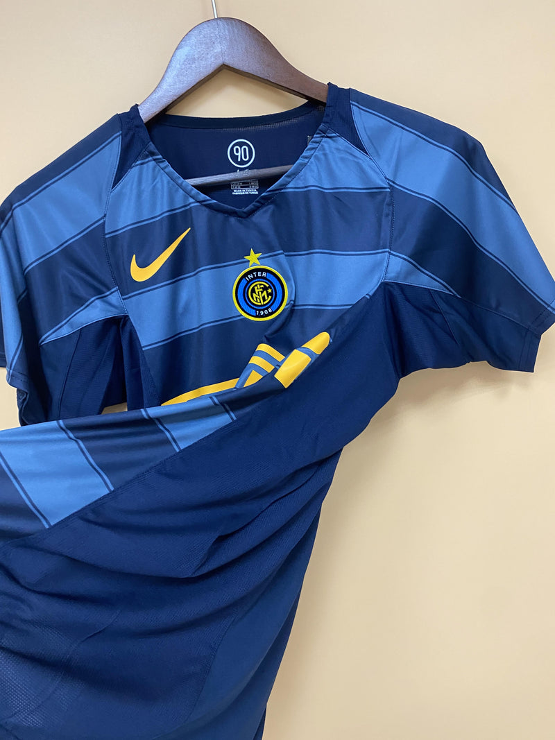 Inter de Milão - Retro - 04/05 - Fora