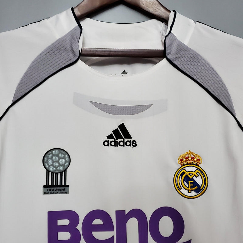 Real Madrid - Retro - 06/07 - Casa