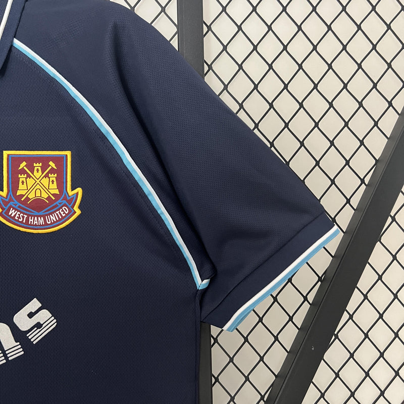 West Ham Retro - 99/01 - Terceira